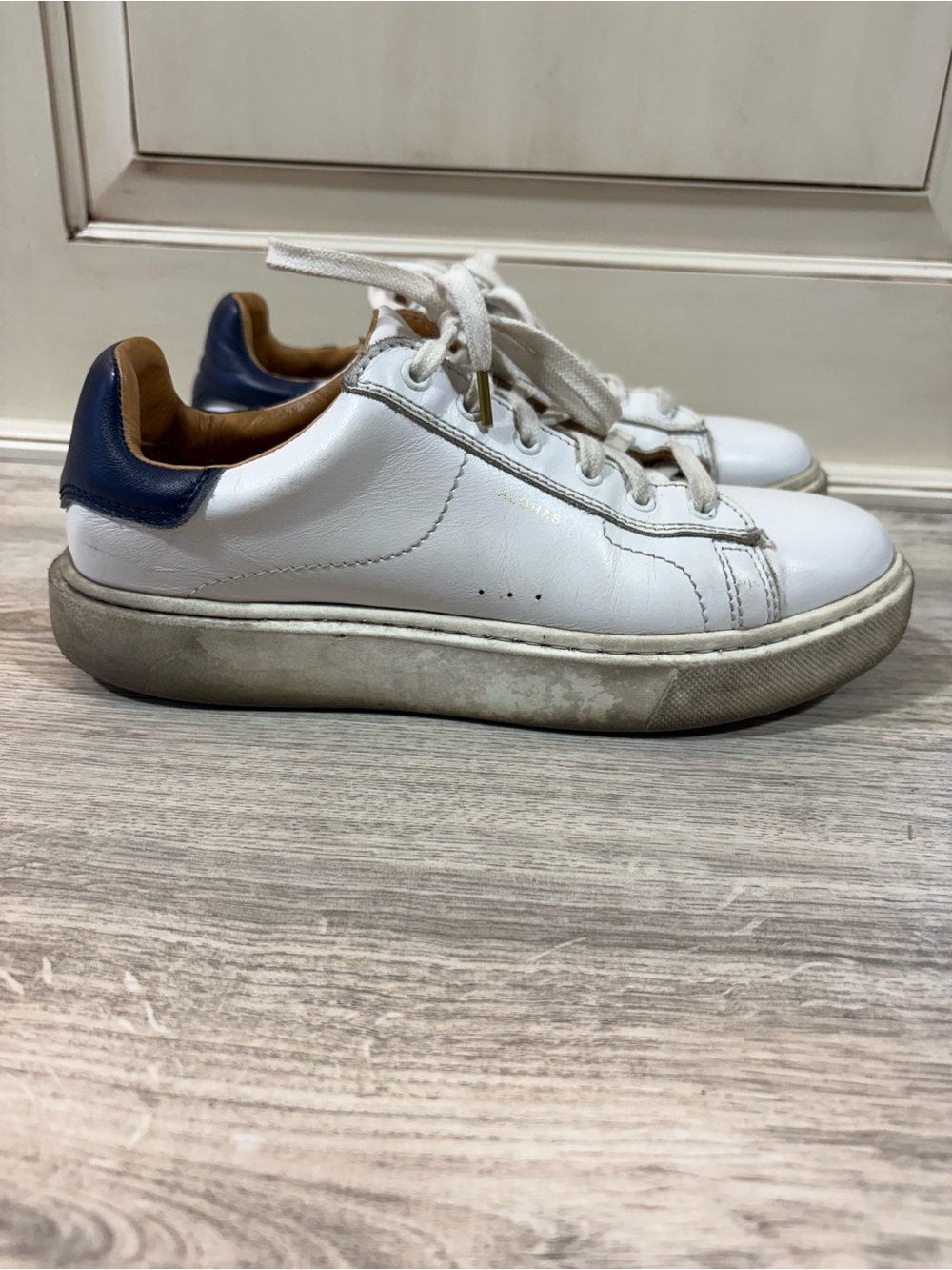 Alohas Sneakers Womens 9 TB 65 Leather Blue Ankle Classic Casual Comfort